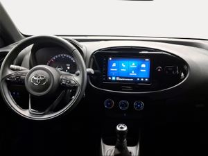 Toyota Aygo X Cross 1.0 VVT-I 72CV Play  - Foto 9