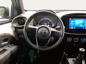 Toyota Aygo X Cross 1.0 VVT-I 72CV Play  - Foto 10