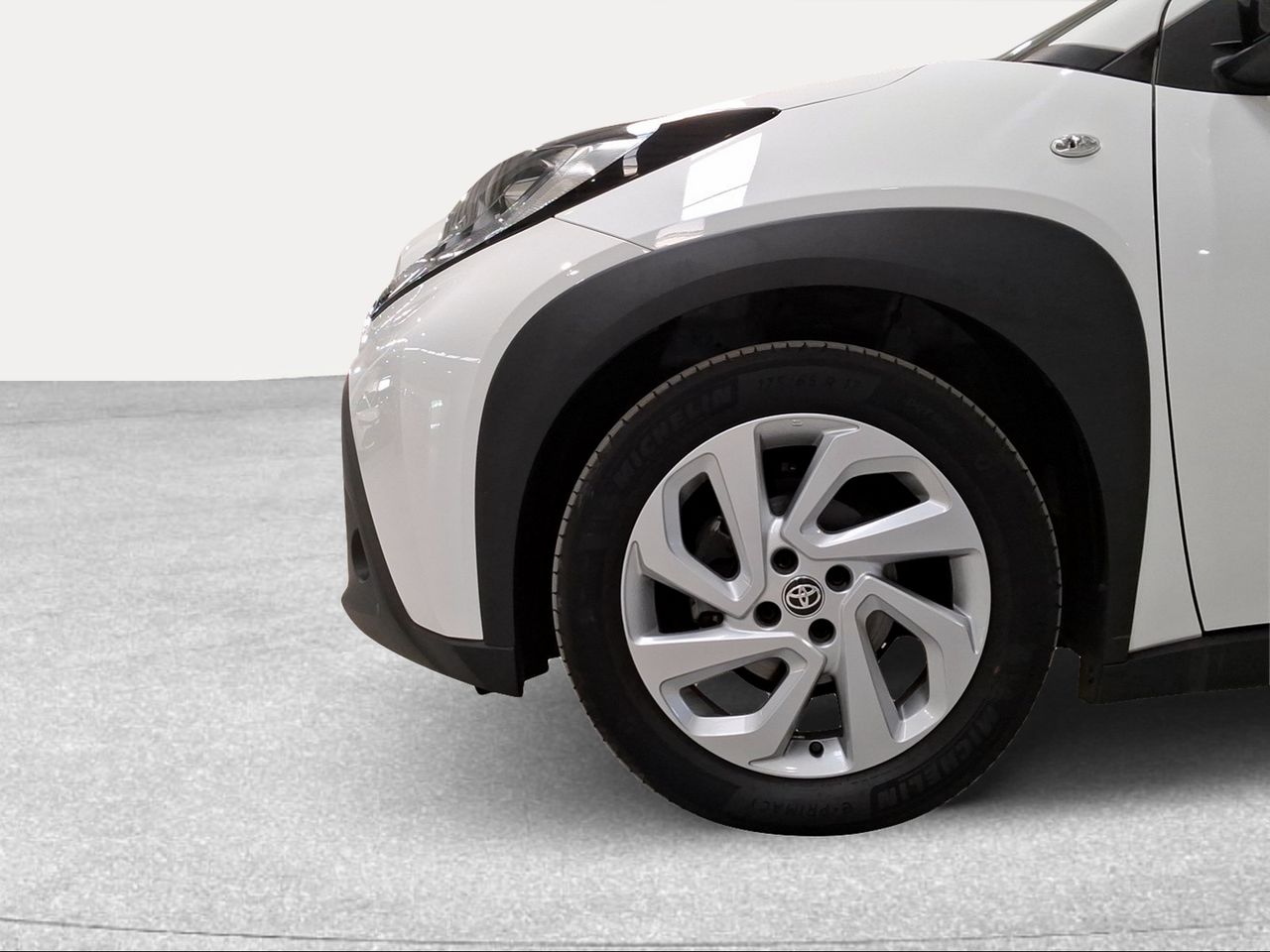 Toyota Aygo X Cross 1.0 VVT-I 72CV Play  - Foto 17