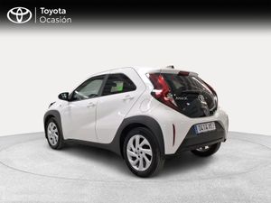 Toyota Aygo X Cross 1.0 VVT-I 72CV Play  - Foto 3
