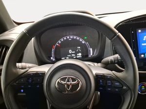 Toyota Aygo X Cross 1.0 VVT-I 72CV Play  - Foto 14