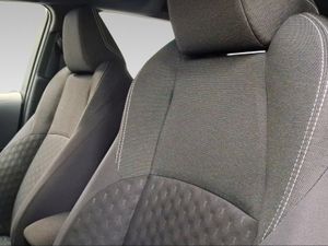 Toyota Corolla 140H Active Plus Touring Sport  - Foto 21