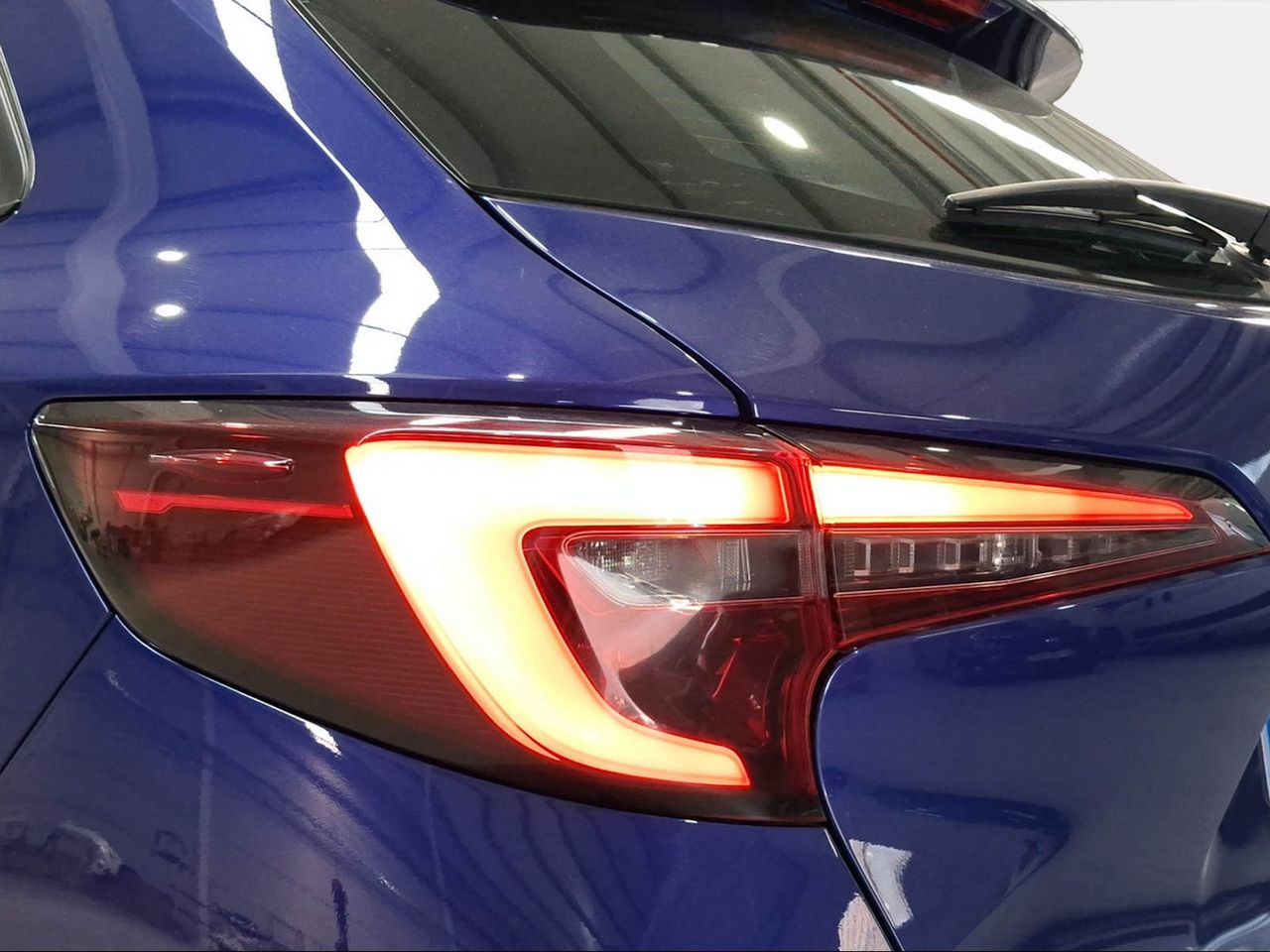 Toyota Corolla 140H Active Plus Touring Sport  - Foto 24