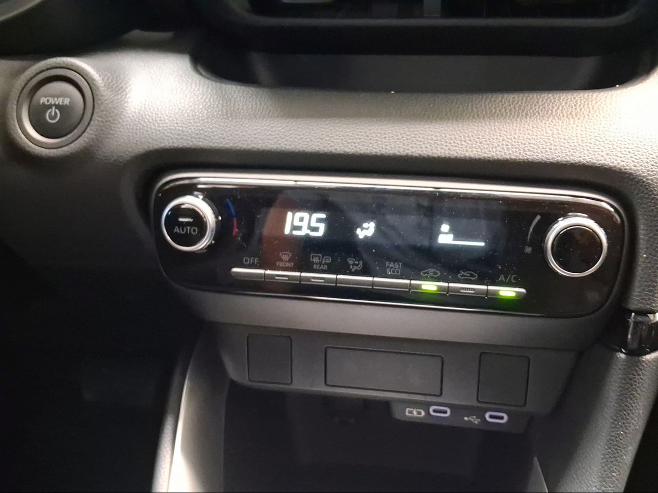 Toyota Yaris 1.5 120H Active Plus  - Foto 22