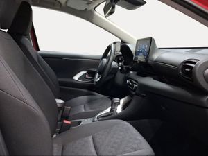Toyota Yaris 1.5 120H Active Plus  - Foto 7