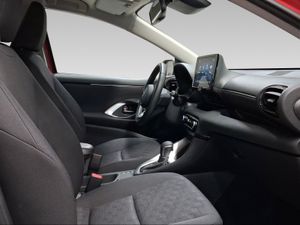 Toyota Yaris 1.5 120H Active Plus  - Foto 7