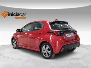 Toyota Yaris 1.5 120H Active Plus  - Foto 3