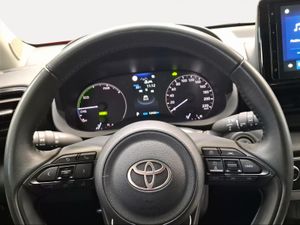 Toyota Yaris 1.5 120H Active Plus  - Foto 14