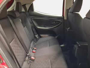 Toyota Yaris 1.5 120H Active Plus  - Foto 8