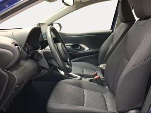 Toyota Yaris 1.5 120H Active Plus  - Foto 13