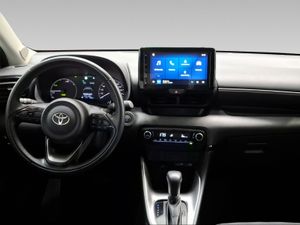 Toyota Yaris 1.5 120H Active Plus  - Foto 9