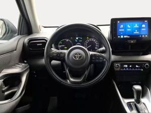 Toyota Yaris 1.5 120H Active Plus  - Foto 10