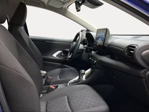 Toyota Yaris 1.5 120H Active Plus  - Foto 7