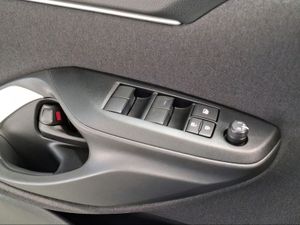 Toyota Yaris 1.5 120H Active Plus  - Foto 21