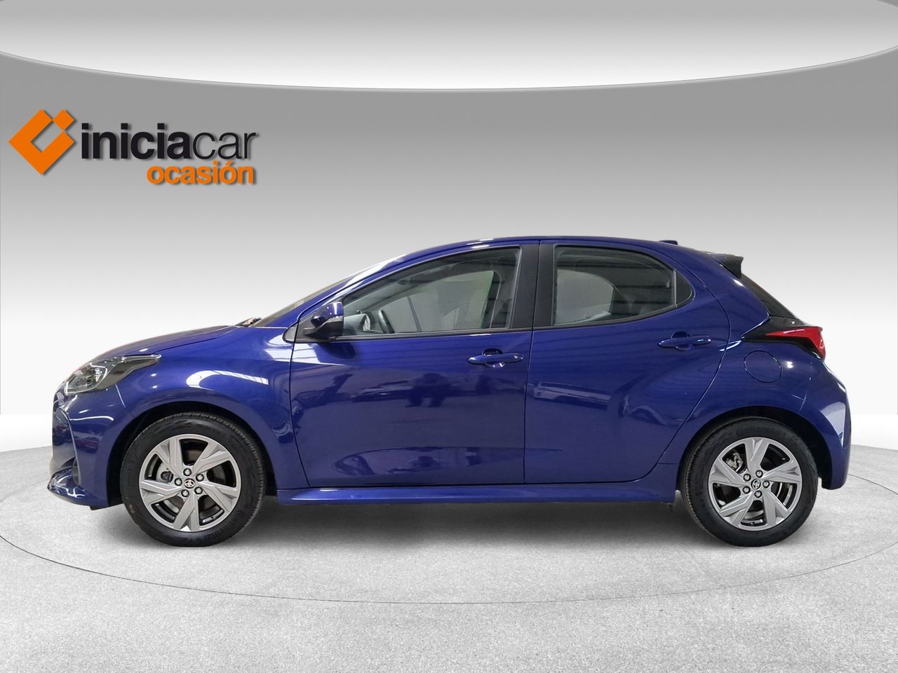 Toyota Yaris 1.5 120H Active Plus  - Foto 4