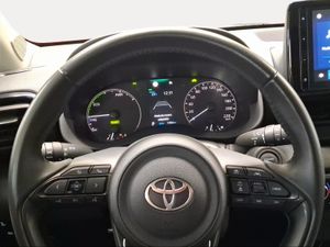 Toyota Yaris 1.5 120H Active Plus  - Foto 14
