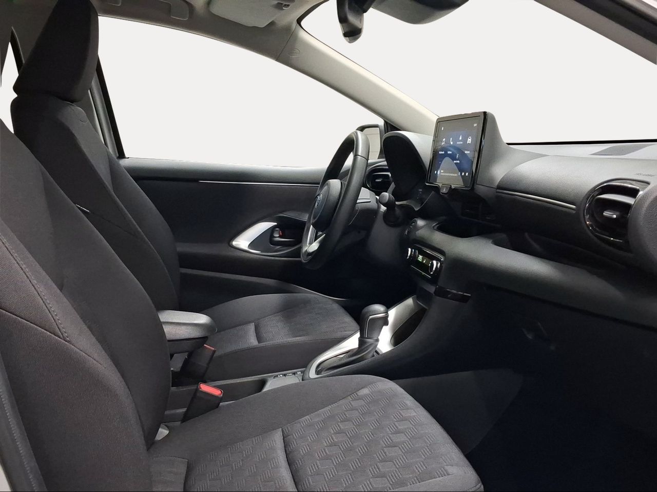 Toyota Yaris 1.5 120H Active Plus  - Foto 7