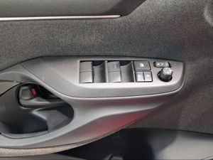 Toyota Yaris 1.5 120H Style Plus  - Foto 22