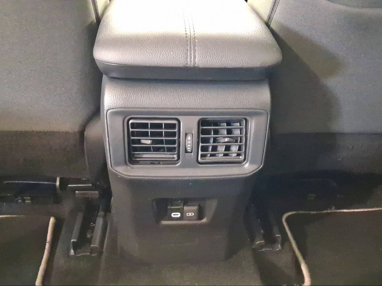 Toyota Rav4 220H e-CVT 4x2 Advance  - Foto 22