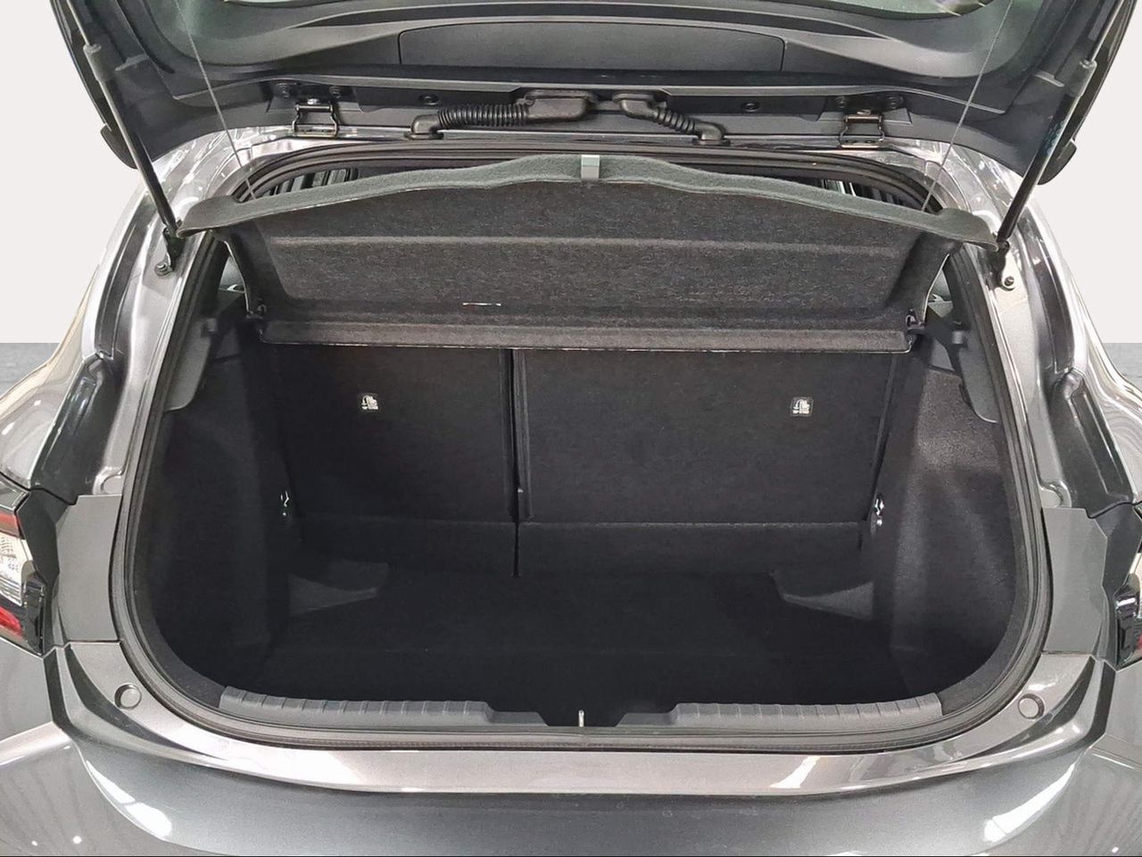 Toyota Corolla 140H Active Plus  - Foto 11