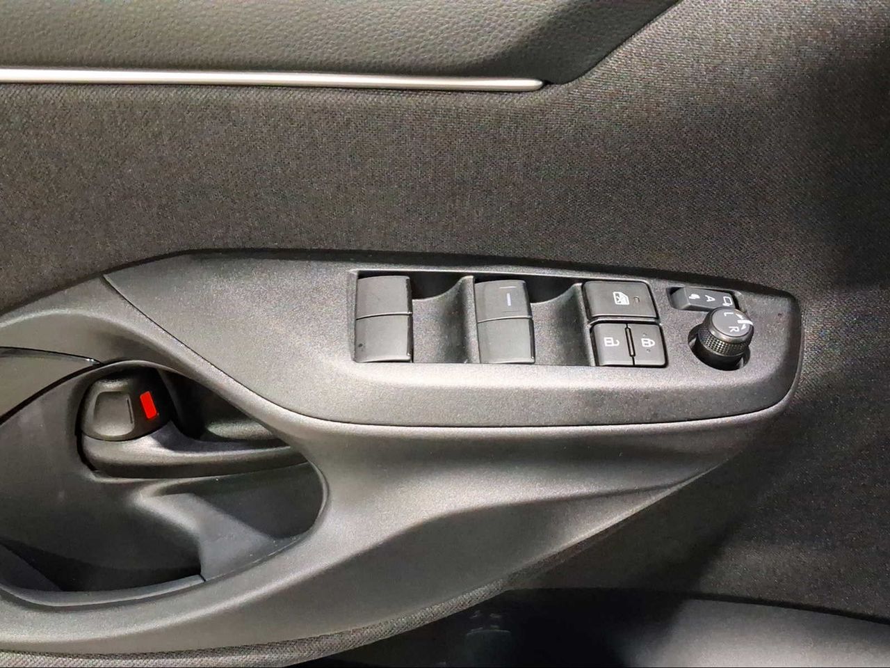 Toyota Yaris 1.5 120H Style  - Foto 21