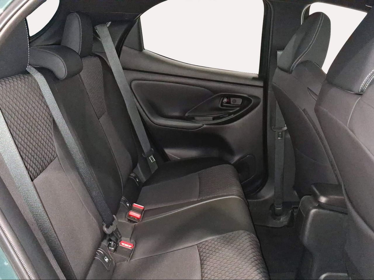 Toyota Yaris 1.5 120H Style  - Foto 8