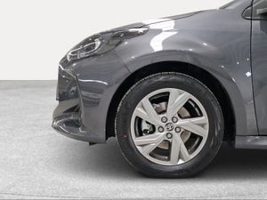 Toyota Yaris 1.5 120H Active Plus  - Foto 17