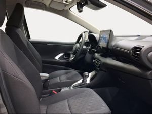 Toyota Yaris 1.5 120H Active Plus  - Foto 7
