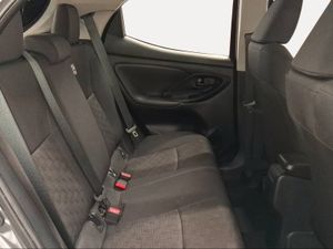 Toyota Yaris 1.5 120H Active Plus  - Foto 8