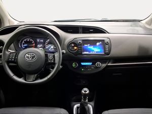 Toyota Yaris 1.5 110 Active Tech  - Foto 9