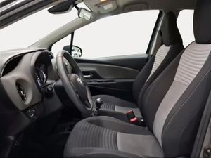 Toyota Yaris 1.5 110 Active Tech  - Foto 13