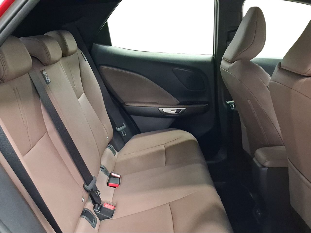 Lexus LBX 1.5 136cv HEV Elegant+  - Foto 8