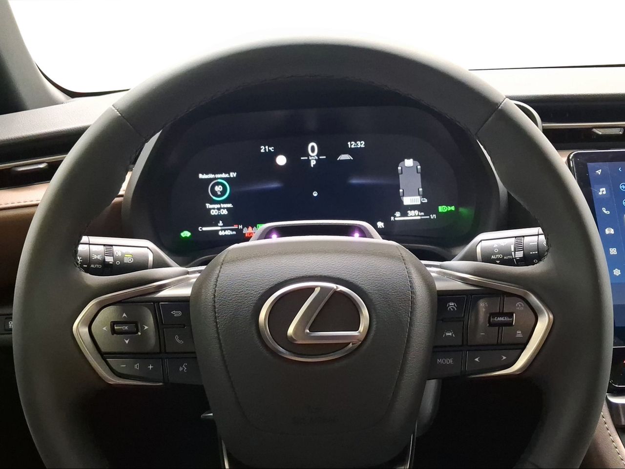 Lexus LBX 1.5 136cv HEV Elegant+  - Foto 14