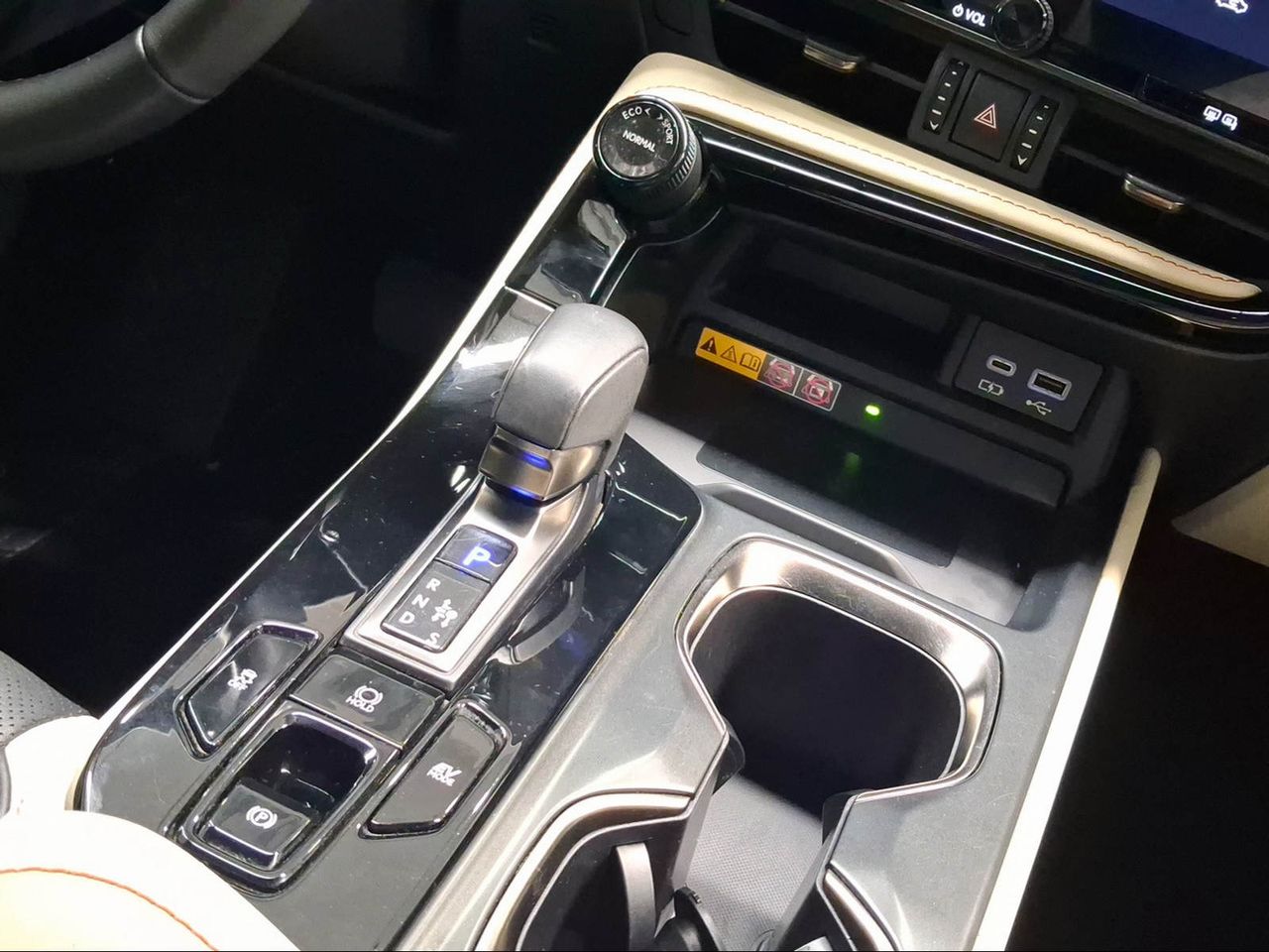 Lexus NX 350h Executive 2WD  - Foto 14