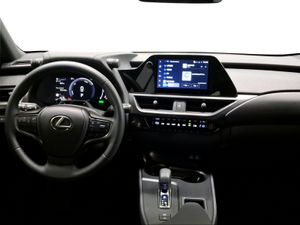 Lexus UX 2.0 300h UX Plus  - Foto 9