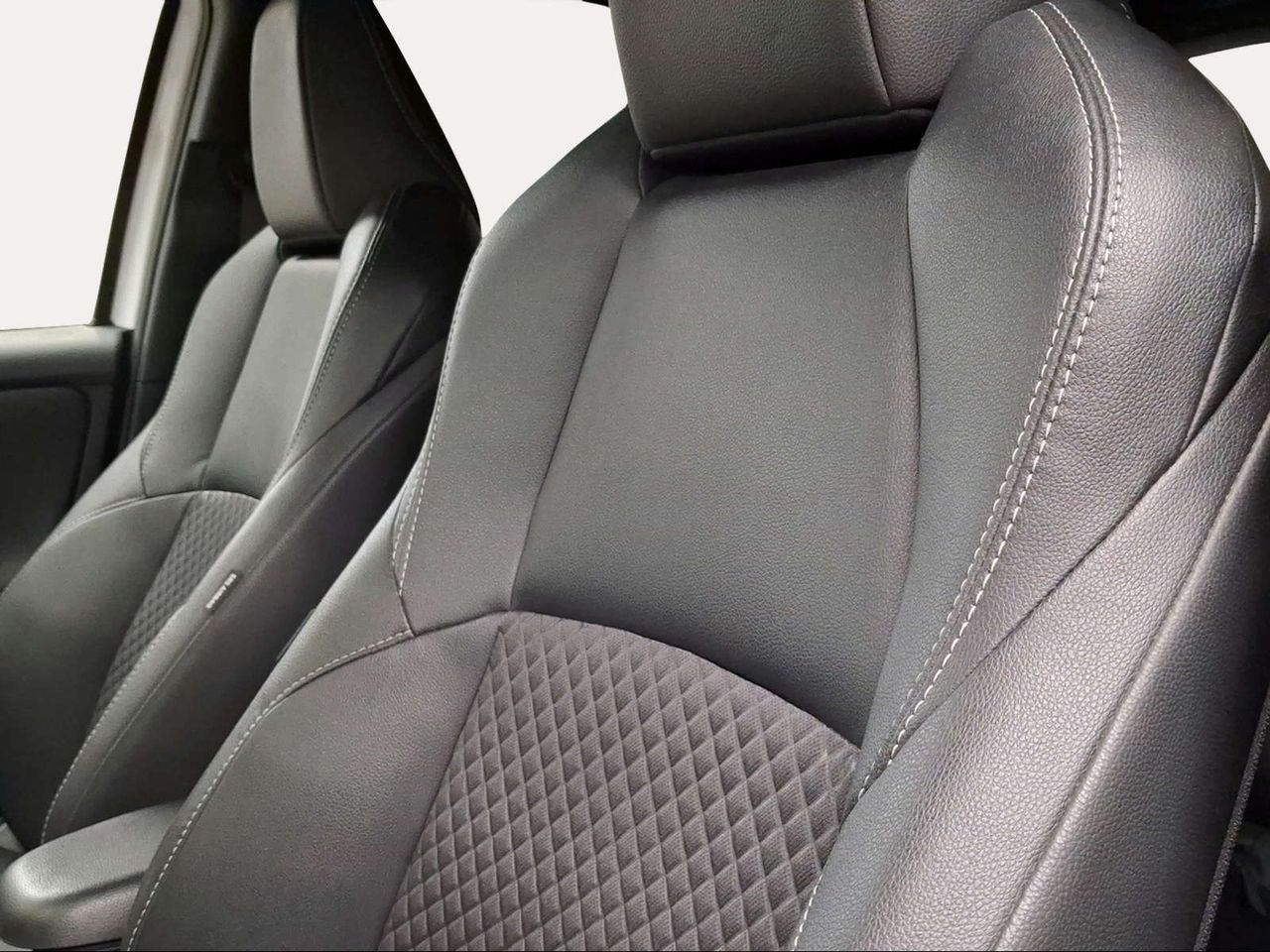 Toyota Yaris 1.5 120H Style  - Foto 24
