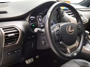 Lexus NX 2.5 300h F Sport Panorámico 4WD  - Foto 16