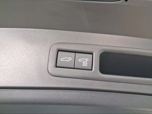 Lexus UX 2.0 300h Relax Plus  - Foto 23