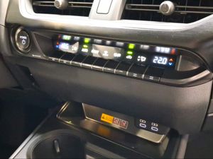 Lexus UX 2.0 300h Relax Plus  - Foto 15