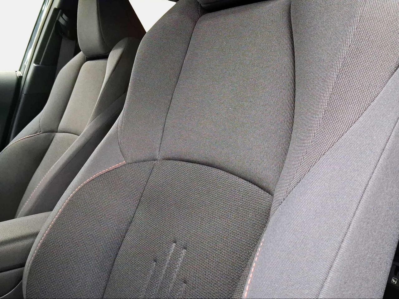Toyota C-HR 1.8 Advance Hybrid 140  - Foto 25