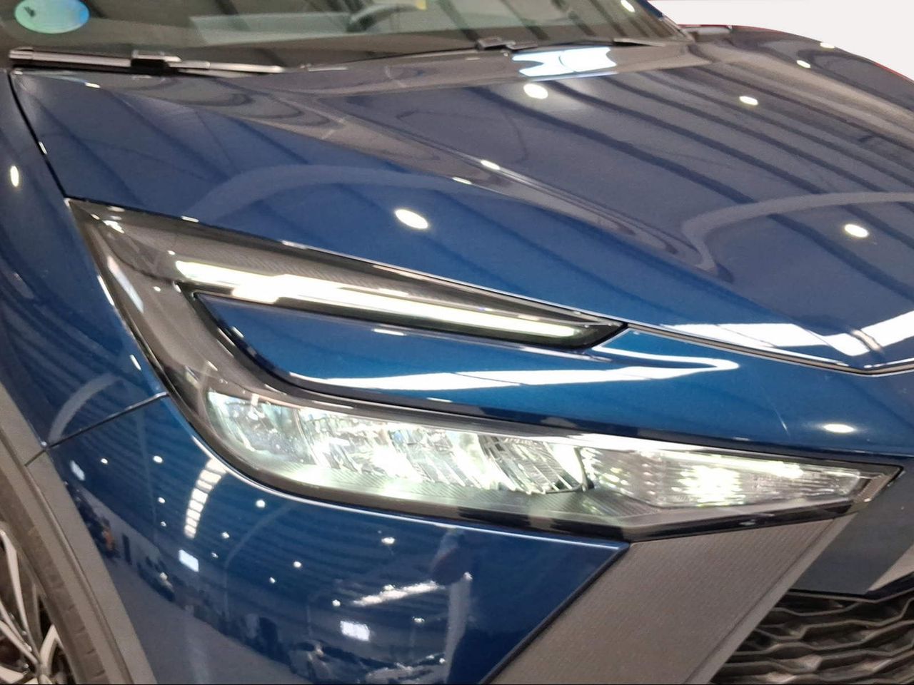 Toyota C-HR 1.8 Advance Hybrid 140  - Foto 28