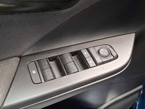 Toyota C-HR 1.8 Advance Hybrid 140  - Foto 24