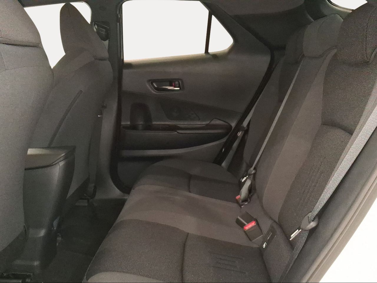 Toyota C-HR 1.8 Advance Hybrid 140  - Foto 12