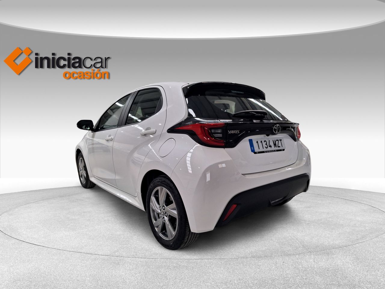 Toyota Yaris 1.5 120H Active Plus  - Foto 3