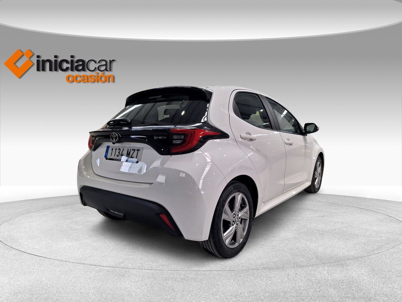 Toyota Yaris 1.5 120H Active Plus  - Foto 19