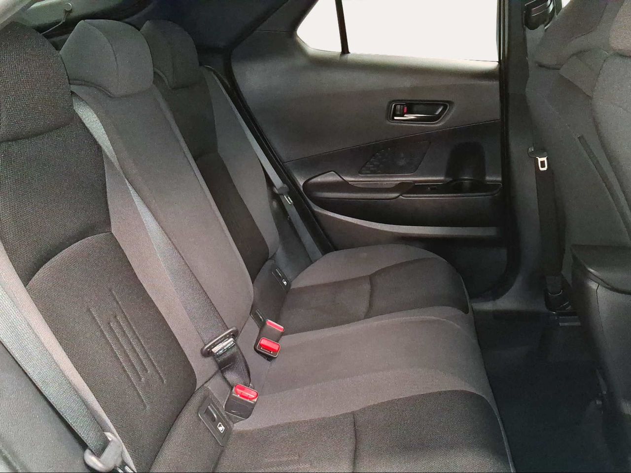 Toyota C-HR 1.8 140H Advance  - Foto 8