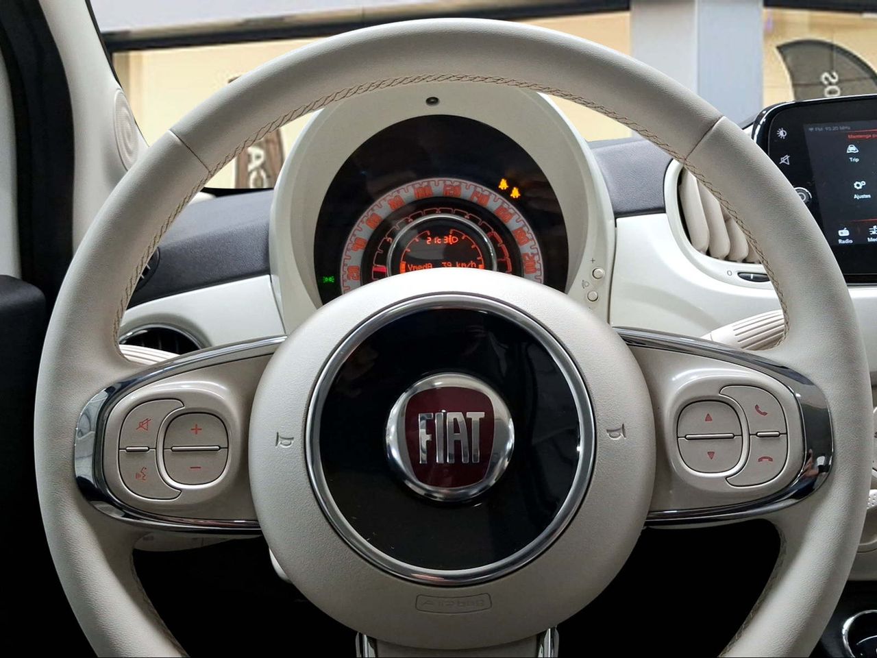 Fiat 500 Dolcevita 1.0 Hybrid 51KW (70 CV)  - Foto 15