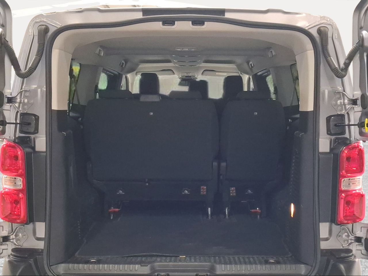 Toyota Proace Shuttle L2 2.0D 106kW (145CV) 6MT VX 9p  - Foto 11