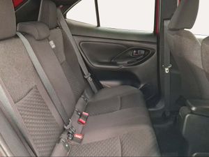Toyota Yaris Cross 1.5 130H Active Plus  - Foto 8