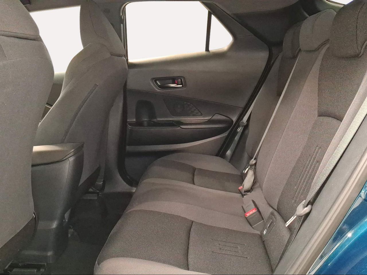 Toyota C-HR 1.8 Advance Hybrid 140  - Foto 12